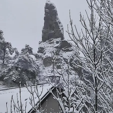 Roche Pointue - - Domaine Villard-de-Lans